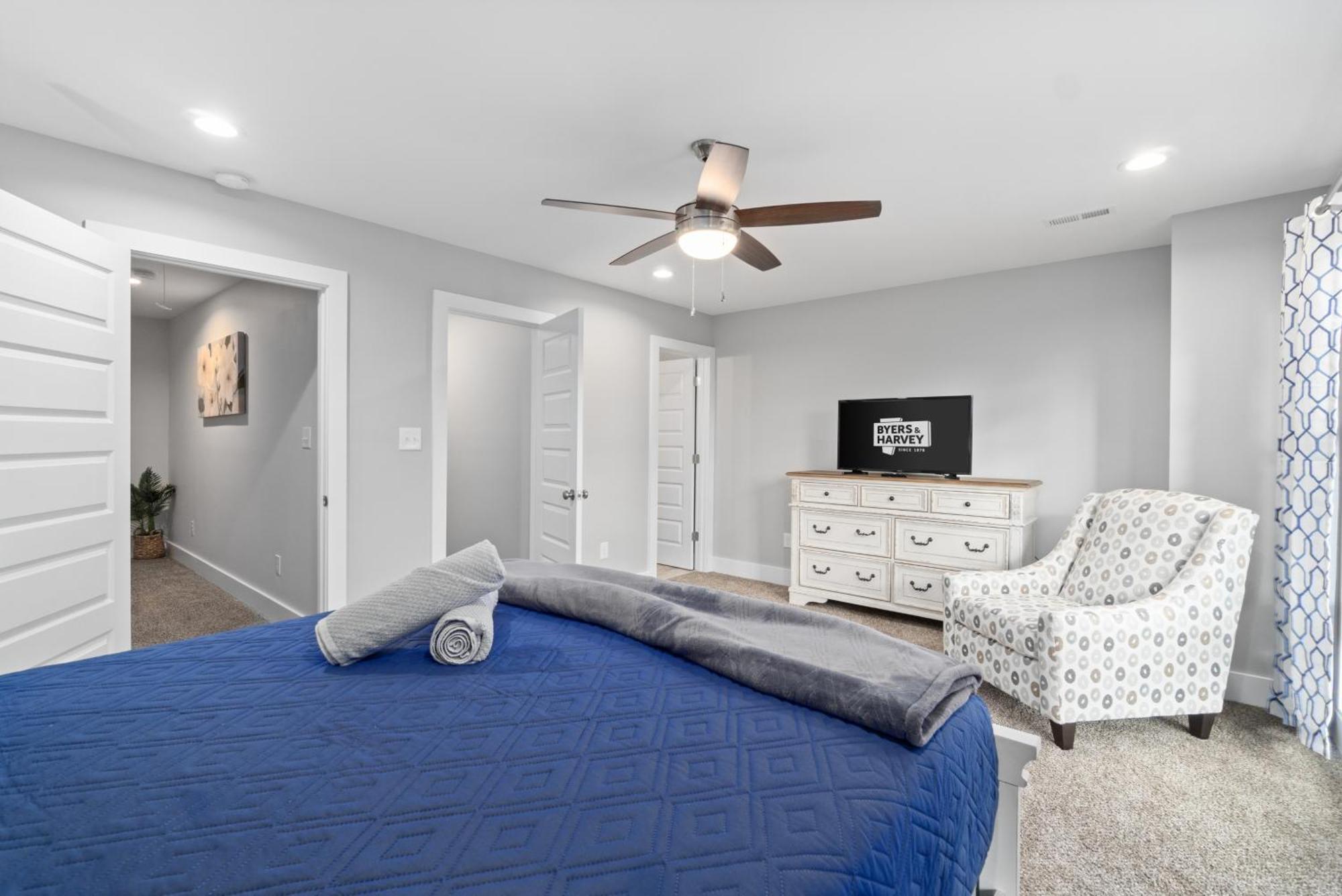 Rebecca'S Downtown Luxury Living Villa คลาร์กส์วิลล์ ภายนอก รูปภาพ